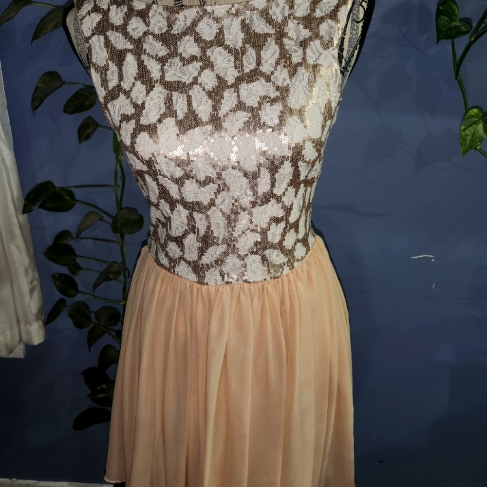 3/20.00. Sequin party dress